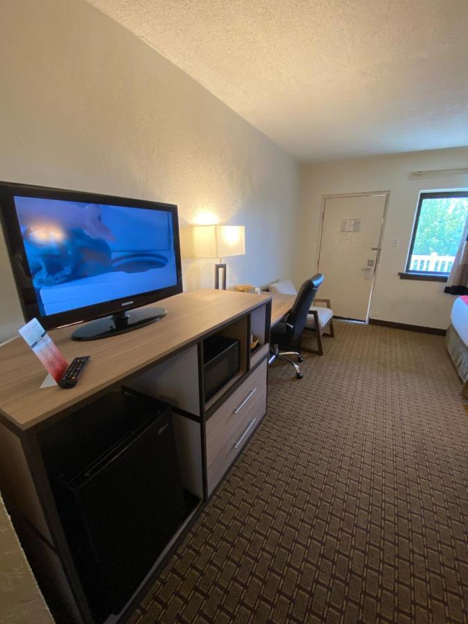 Ramada By Wyndham West Atlantic City Egg Harbor Township Kültér fotó